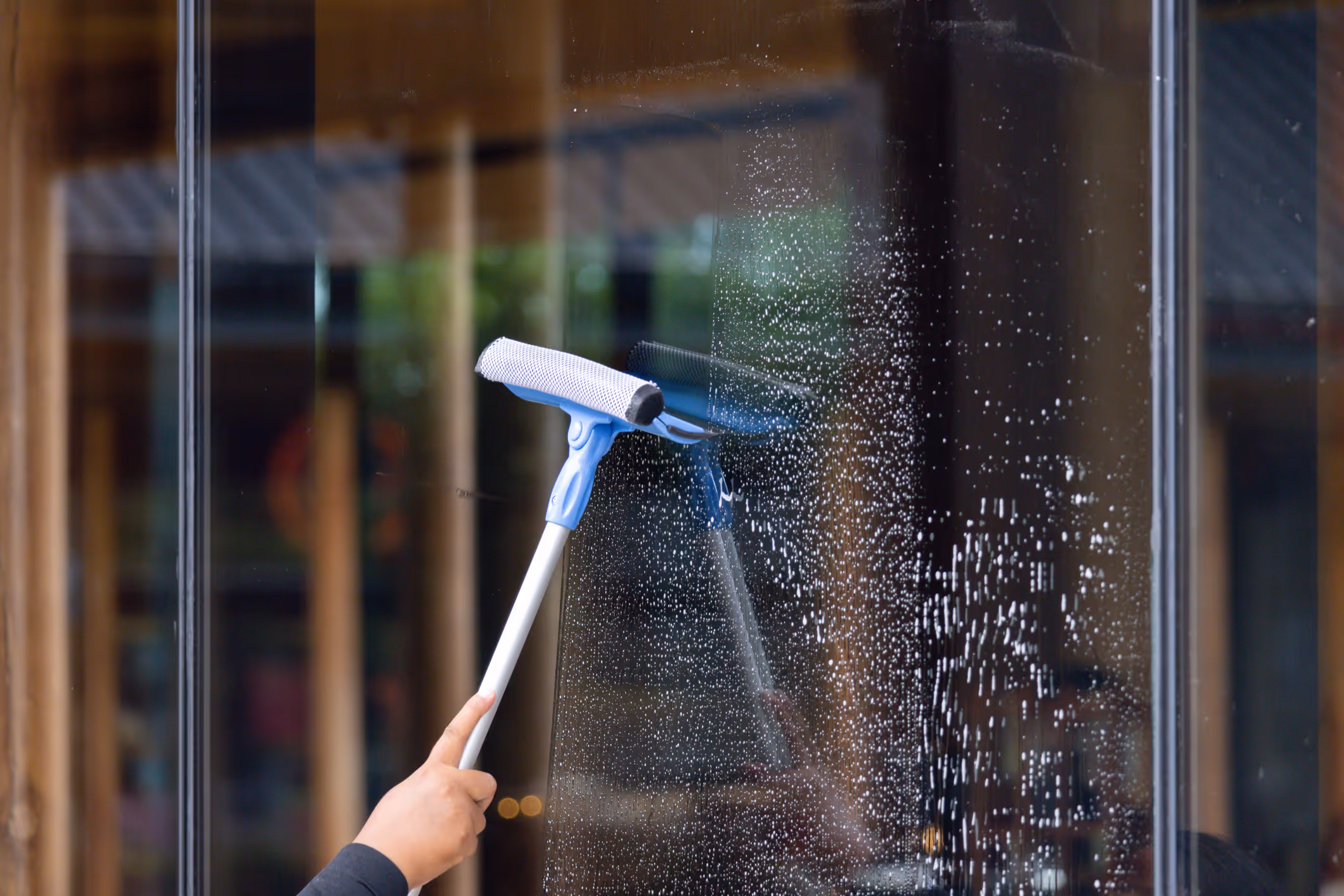 Window cleaner AI answering service